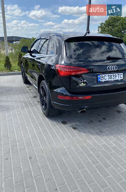 Внедорожник / Кроссовер Audi Q5 2012 в 