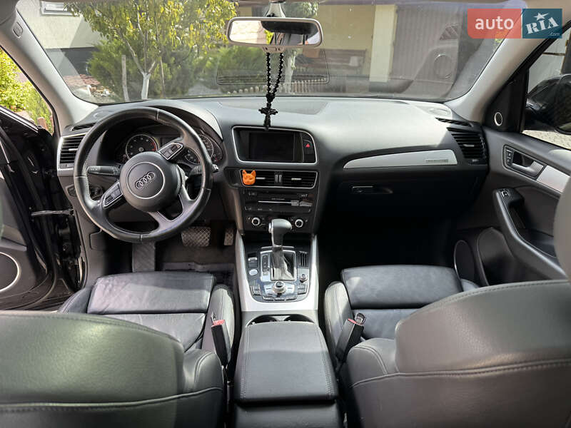 Позашляховик / Кросовер Audi Q5 2014 в Луцьку