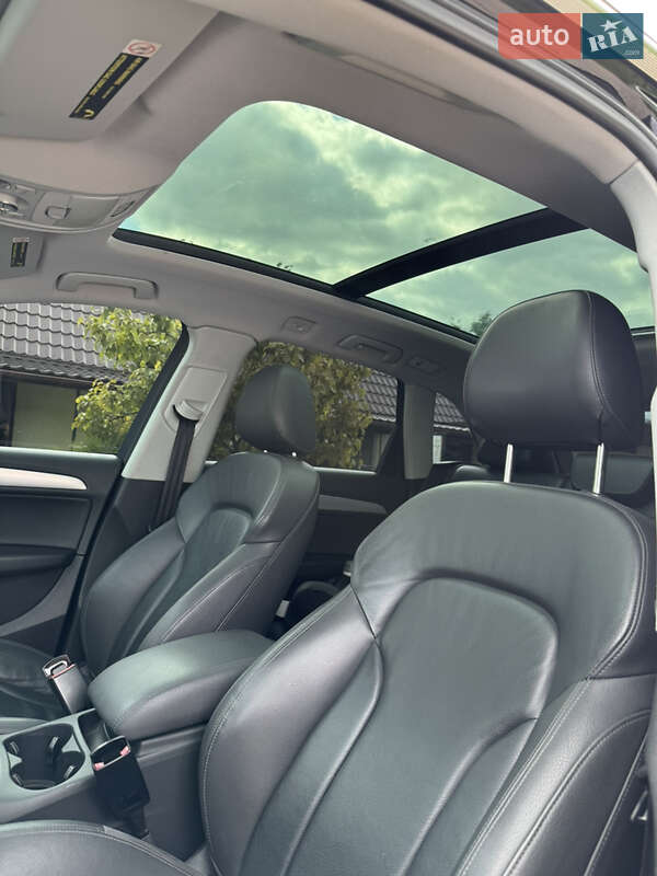 Позашляховик / Кросовер Audi Q5 2014 в Луцьку