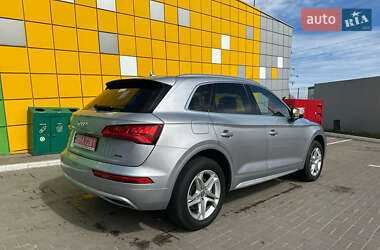 Внедорожник / Кроссовер Audi Q5 2019 в 