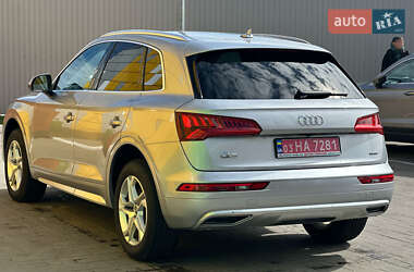 Внедорожник / Кроссовер Audi Q5 2019 в 