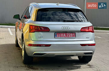 Внедорожник / Кроссовер Audi Q5 2019 в 