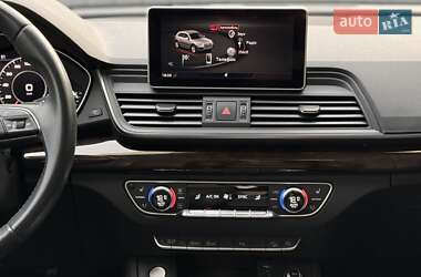 Внедорожник / Кроссовер Audi Q5 2020 в 