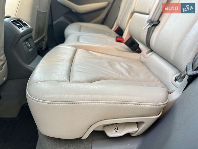 Внедорожник / Кроссовер Audi Q5 2010 в Виннице