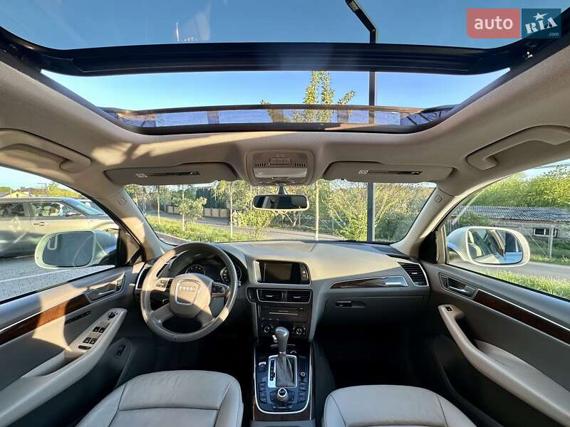 Внедорожник / Кроссовер Audi Q5 2010 в Виннице