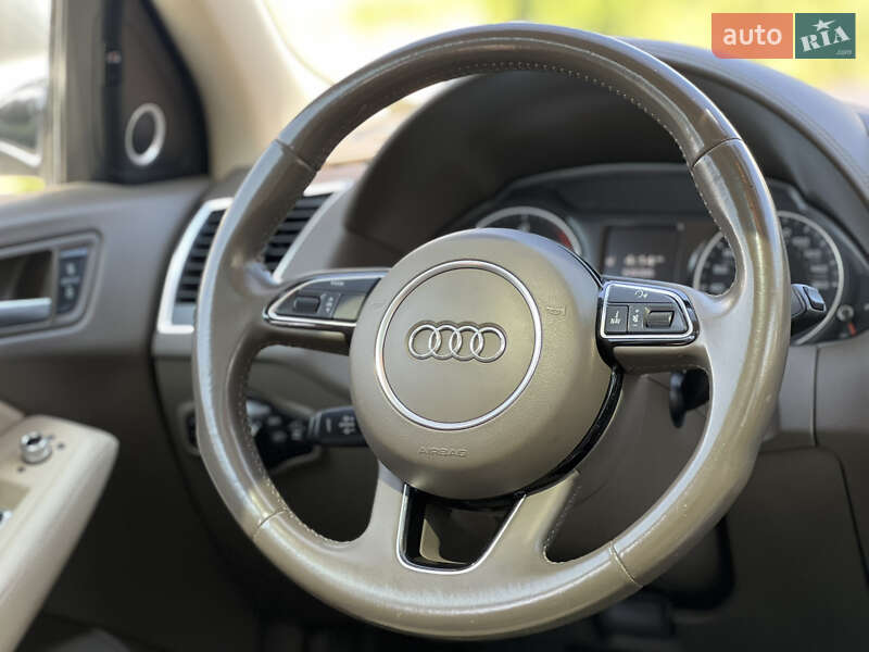 Внедорожник / Кроссовер Audi Q5 2015 в Стрые