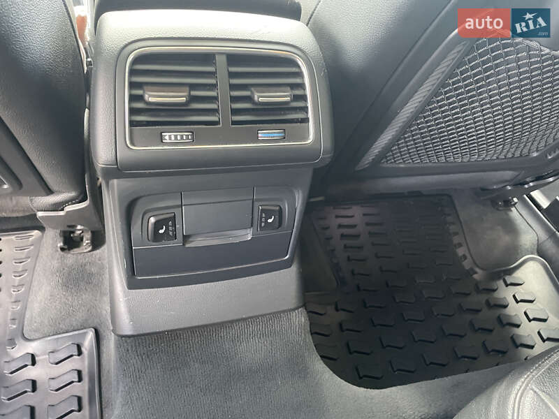 Внедорожник / Кроссовер Audi Q5 2012 в Луцке