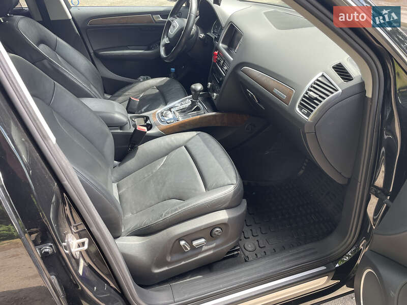 Внедорожник / Кроссовер Audi Q5 2012 в Луцке