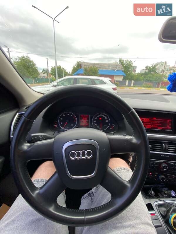 Внедорожник / Кроссовер Audi Q5 2009 в Киеве