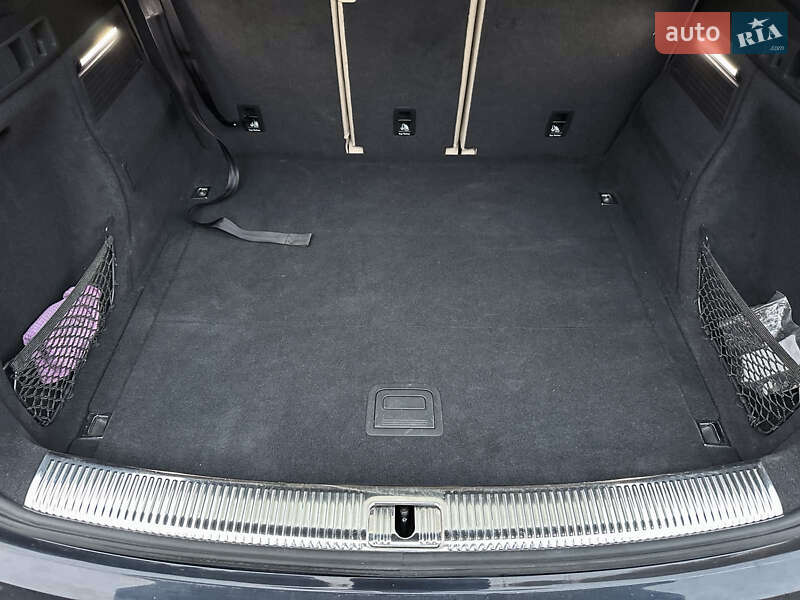 Внедорожник / Кроссовер Audi Q5 2018 в Бурштыне