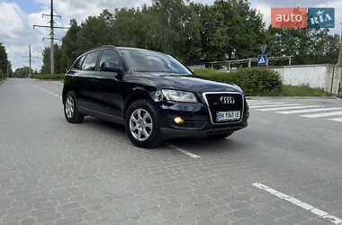 Внедорожник / Кроссовер Audi Q5 2009 в 