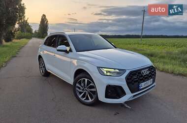 Позашляховик / Кросовер Audi Q5 2024 в 