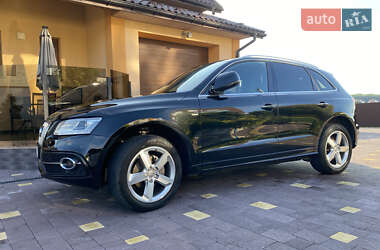 Позашляховик / Кросовер Audi Q5 2015 в Львові