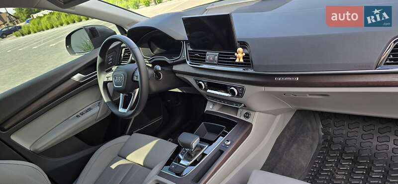 Внедорожник / Кроссовер Audi Q5 2023 в Луцке