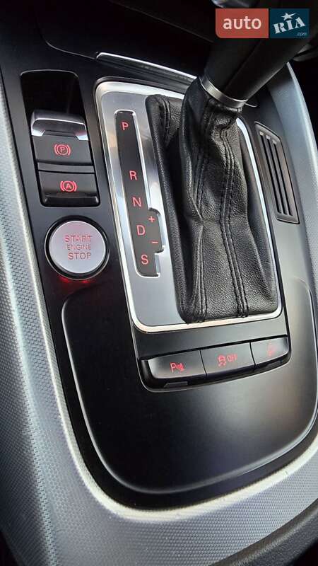 Внедорожник / Кроссовер Audi Q5 2011 в Киеве