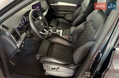 Внедорожник / Кроссовер Audi Q5 2022 в 
