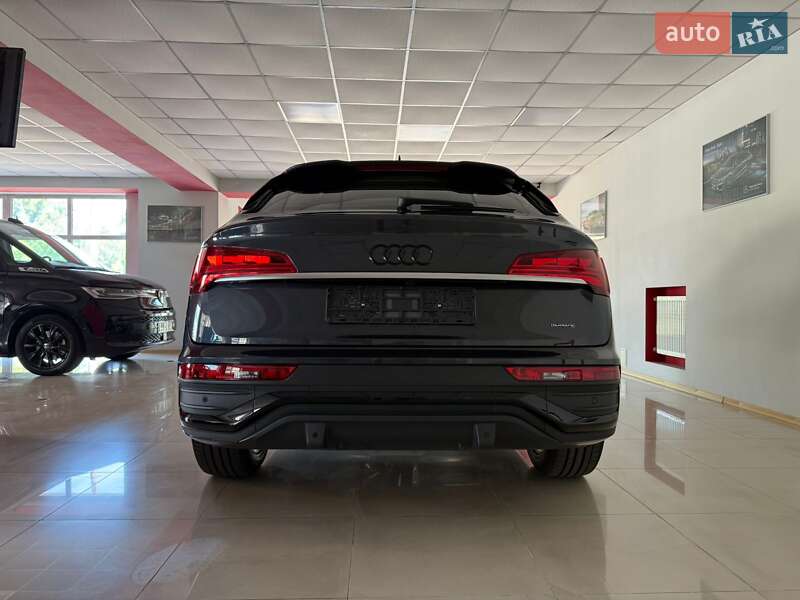 Внедорожник / Кроссовер Audi Q5 2022 в Черкассах