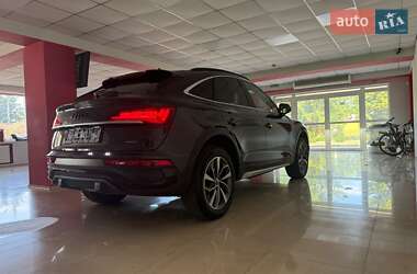 Внедорожник / Кроссовер Audi Q5 2022 в 