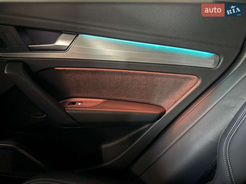Внедорожник / Кроссовер Audi Q5 2022 в Черкассах