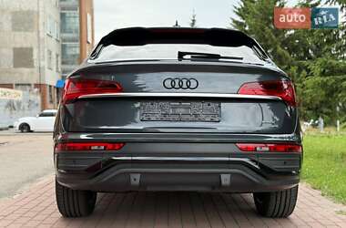 Внедорожник / Кроссовер Audi Q5 2022 в 