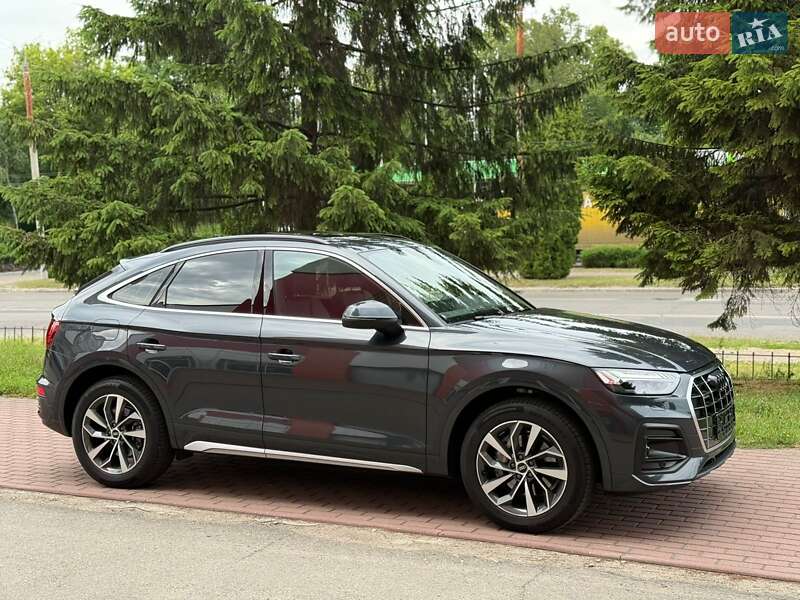 Внедорожник / Кроссовер Audi Q5 2022 в Черкассах