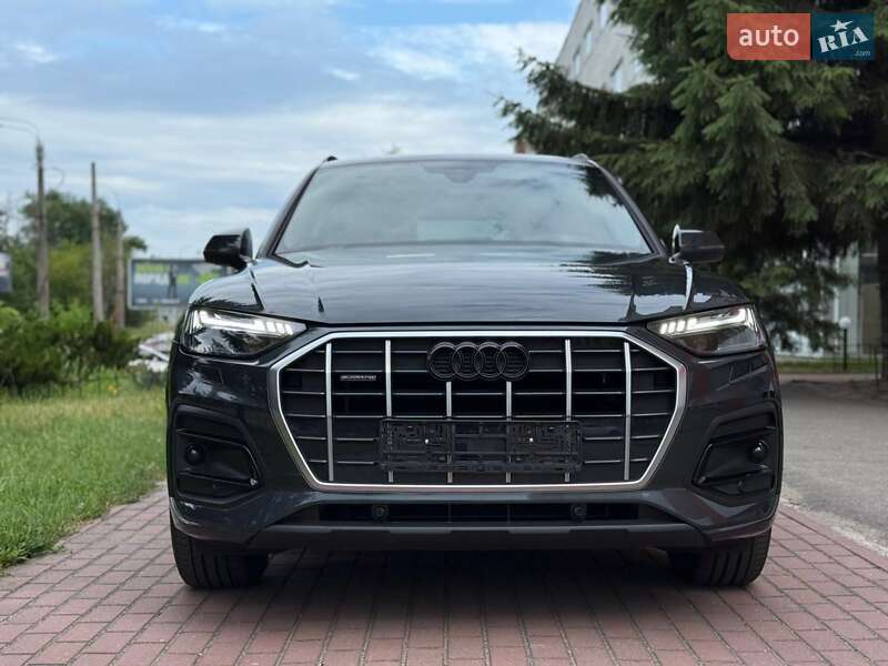 Внедорожник / Кроссовер Audi Q5 2022 в Черкассах