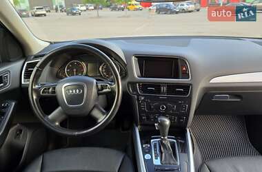 Внедорожник / Кроссовер Audi Q5 2011 в 