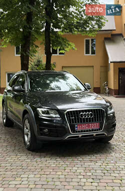 Внедорожник / Кроссовер Audi Q5 2012 в 