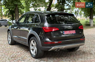 Внедорожник / Кроссовер Audi Q5 2012 в 
