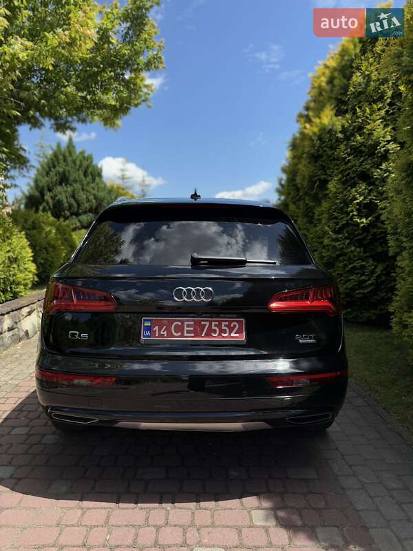 Внедорожник / Кроссовер Audi Q5 2018 в Львове