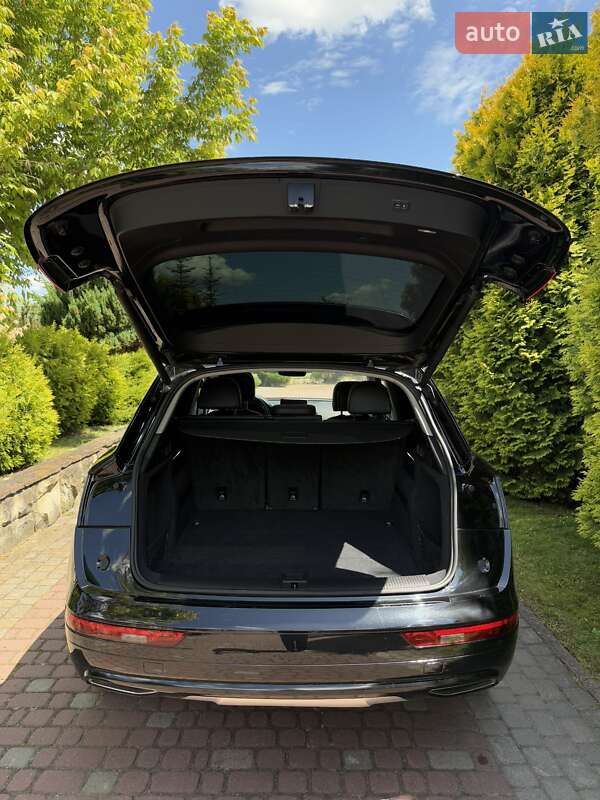 Внедорожник / Кроссовер Audi Q5 2018 в Львове