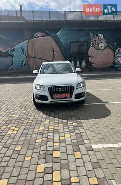 Позашляховик / Кросовер Audi Q5 2013 в 