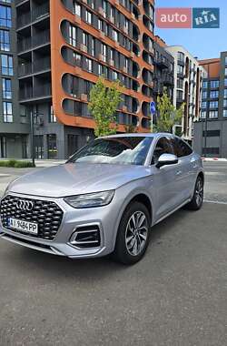 Позашляховик / Кросовер Audi Q5 2022 в Києві