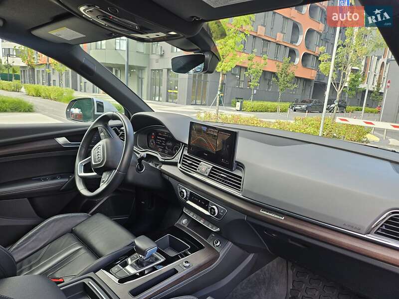Внедорожник / Кроссовер Audi Q5 2022 в Киеве