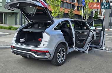 Внедорожник / Кроссовер Audi Q5 2022 в 