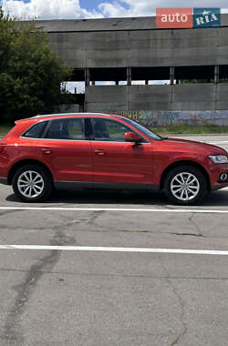Внедорожник / Кроссовер Audi Q5 2014 в 