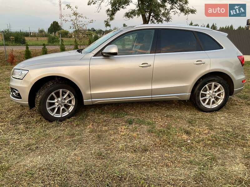 Внедорожник / Кроссовер Audi Q5 2012 в Львове