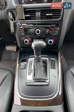 Внедорожник / Кроссовер Audi Q5 2012 в 