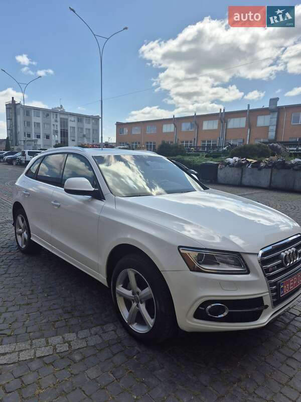 Позашляховик / Кросовер Audi Q5 2017 в Луцьку