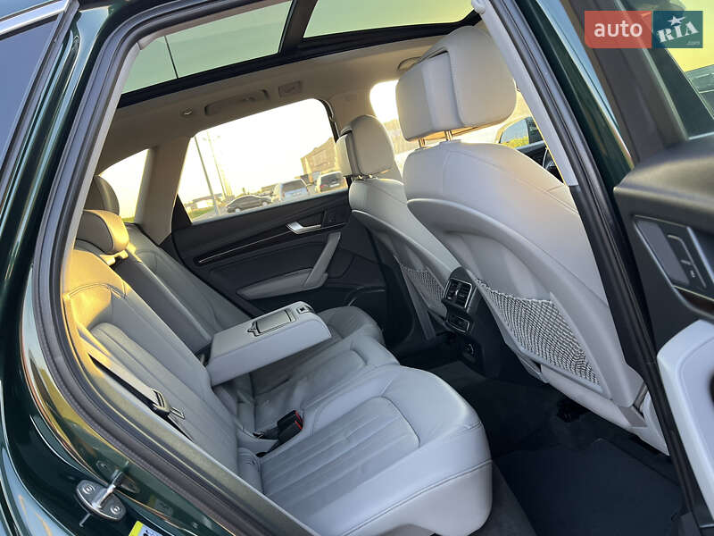 Внедорожник / Кроссовер Audi Q5 2017 в Львове