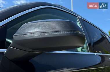 Внедорожник / Кроссовер Audi Q5 2018 в 