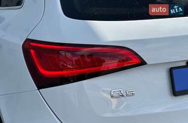 Внедорожник / Кроссовер Audi Q5 2015 в 