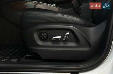 Внедорожник / Кроссовер Audi Q5 2015 в 