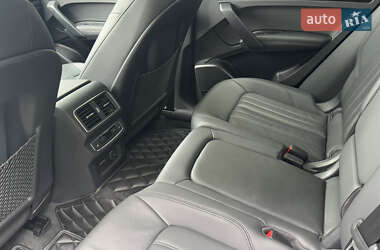 Внедорожник / Кроссовер Audi Q5 2018 в 