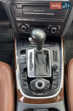 Внедорожник / Кроссовер Audi Q5 2011 в 