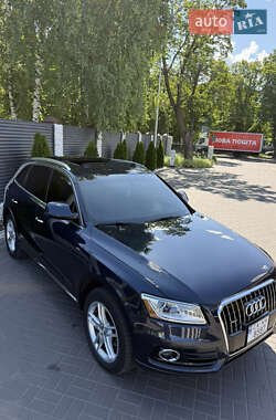 Внедорожник / Кроссовер Audi Q5 2016 в 