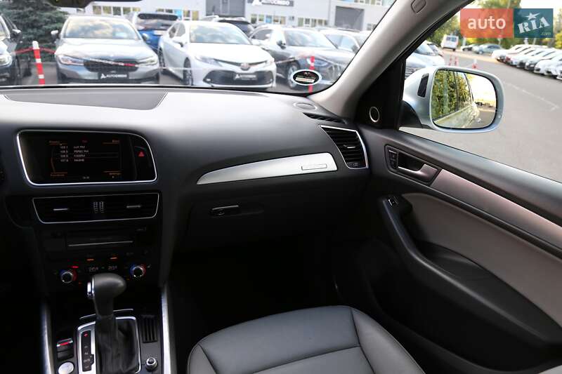 Позашляховик / Кросовер Audi Q5 2014 в Києві