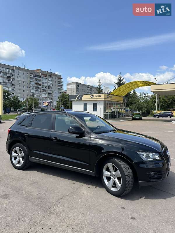 Внедорожник / Кроссовер Audi Q5 2012 в Житомире