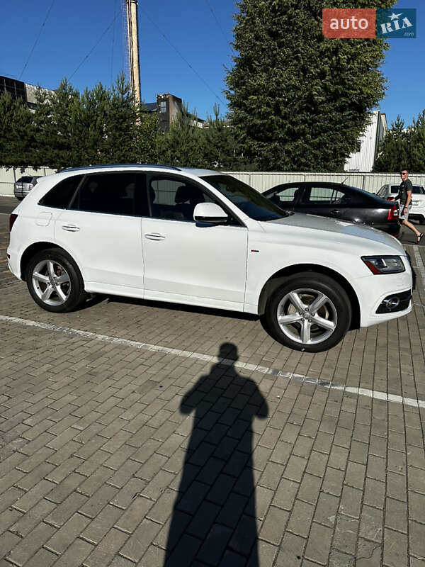 Внедорожник / Кроссовер Audi Q5 2016 в Луцке