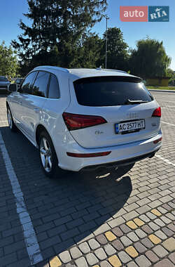Внедорожник / Кроссовер Audi Q5 2016 в 